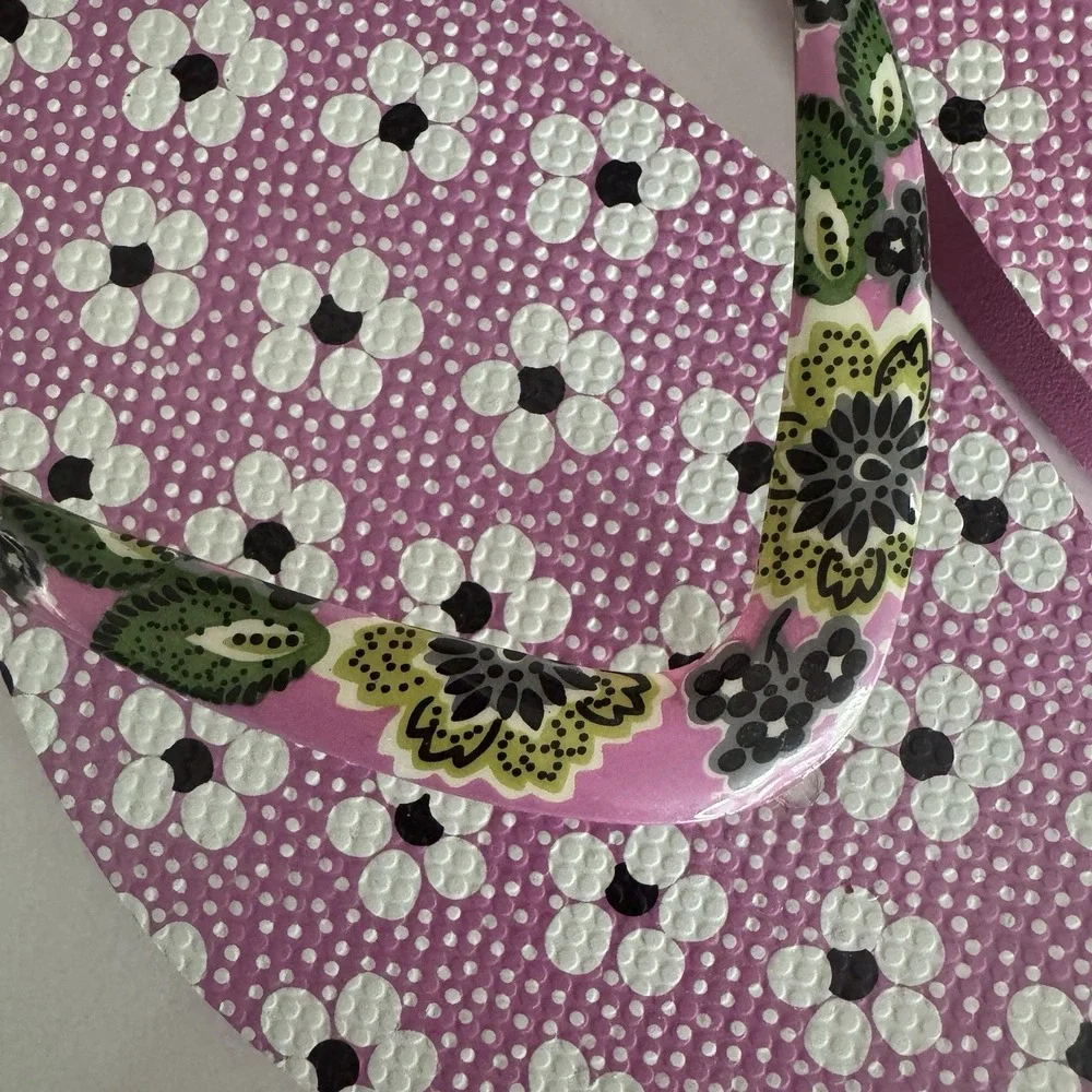 Vera Bradley Priscilla Pink‎ Flip Flops Women's Large 9/10 Floral